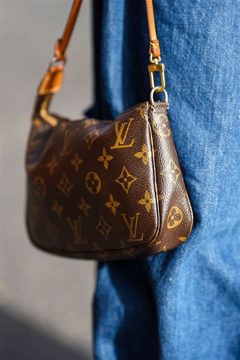 louis vuitton cosmetic bolso|bolso louis vuitton original.